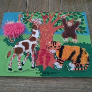 Vtg Sensory Fuzzy Wild Animal Puzzle Lights, Camera, Interaction 1996 Giraffe